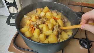 Жаркое подомашнему  Жаркое из свинины тушена картопля з мясом Соус [upl. by Larrej7]