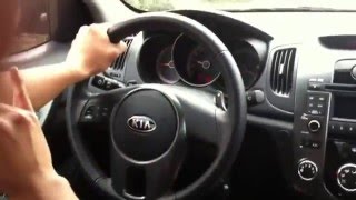 Kia Cerato Forte 2012 Analisis [upl. by Enyaw]