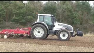 Valtra  Powershift versus CVT [upl. by Schriever909]