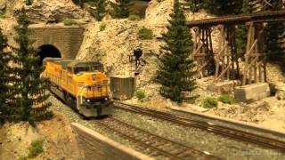 Wonderful US model railroad layout in HO scale [upl. by Pembrook]