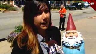 Travelocity Gnome Encourages SC Travel [upl. by Ynatterb]